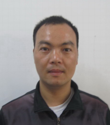李家明的照片