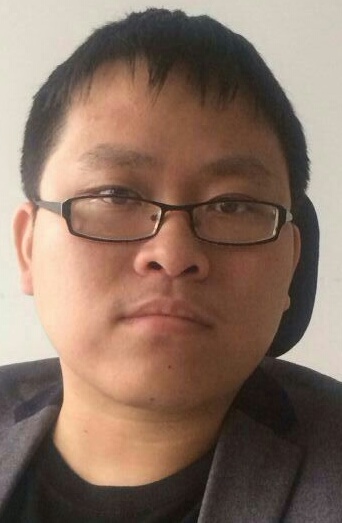 韦力铭的照片